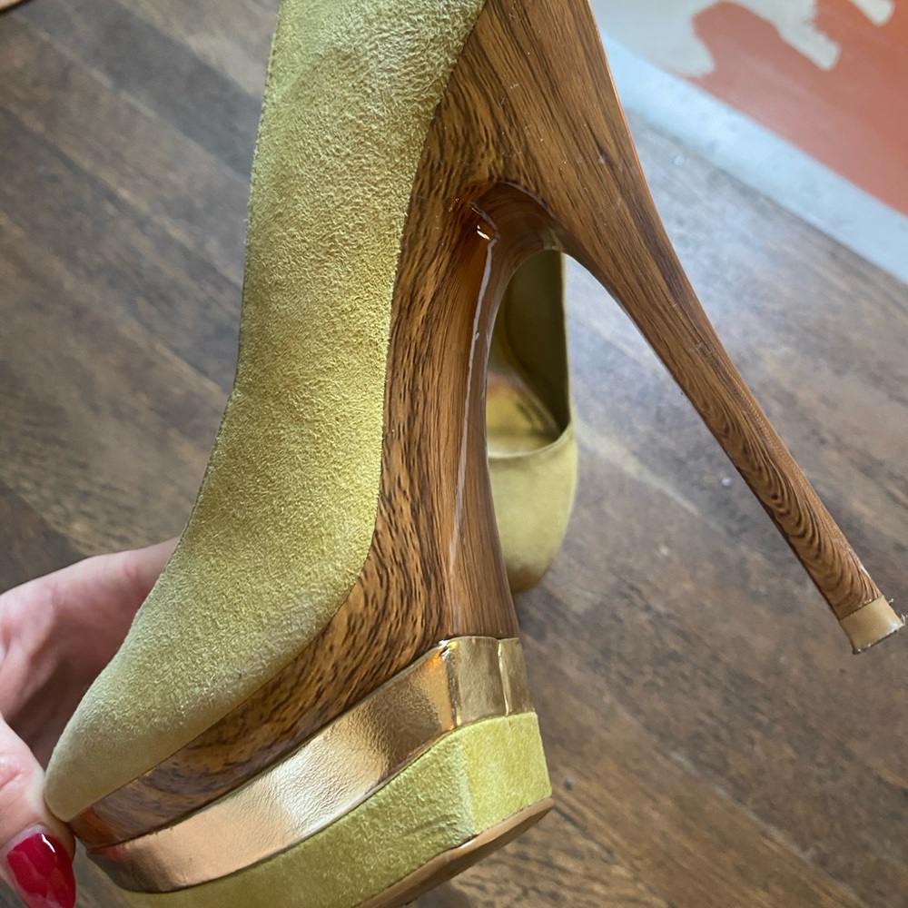 DONATED! 💛 Stilettos Lime Green Suede | Woodgrain - Picture 13 of 13
